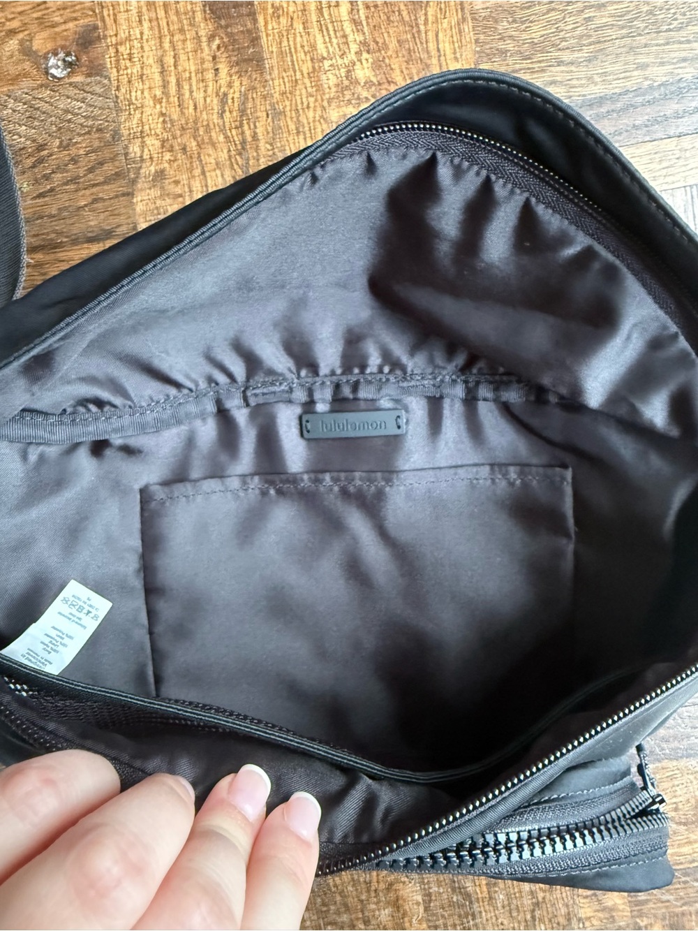 lululemon athletica Black Crossbody Waist Bag - Picture 3 of 6